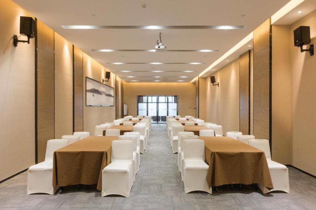 Grace Select Hotel Hszincsiao Kültér fotó
